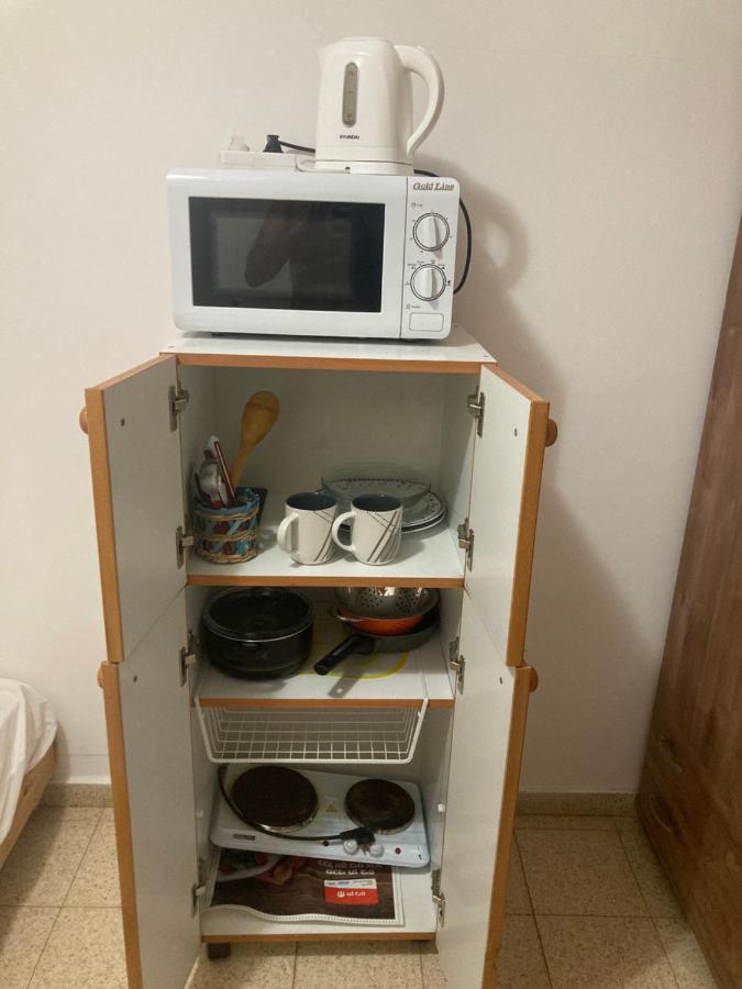 The Little Dorm And Beer Apartment Arad Luaran gambar